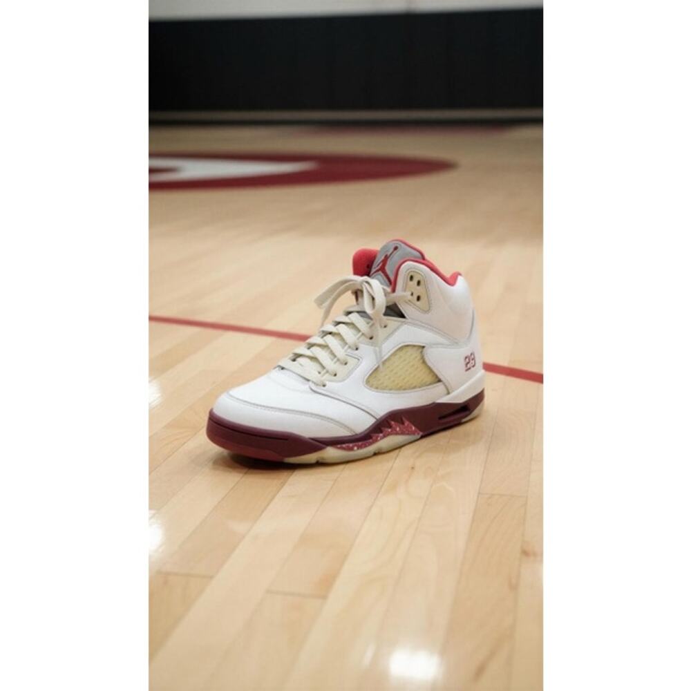 Jordan Air Jordan 5 Retro‎ GS Girls High Top White Size 2.5Y
